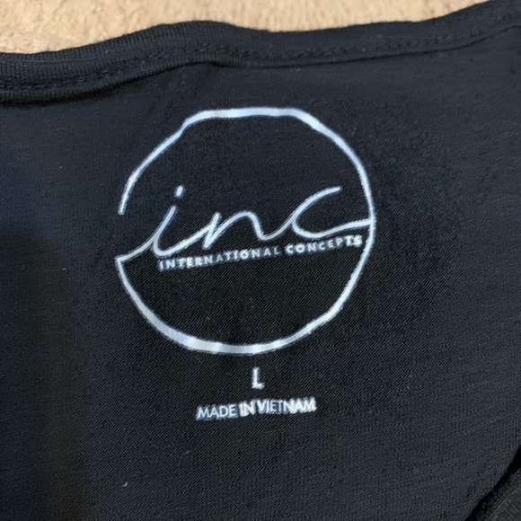 Black dressy Inc cold shoulder top - Large - Picture 3 of 3